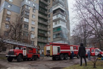 Летела с 10 этажа: смелый сосед героически поймал двухлетнюю девочку