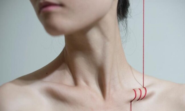 Прищіпки і ножі: жорстока еротичність тайванського фотографа (фото)