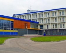 Тренировочную базу "Металлиста" разносят мародеры