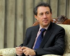 Западные "коллекторы" напомнили Украине про должок