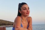 Избранница Керема Бюрсина из "Постучись в мои двери"  Ханде Эрчел променяла кино на спорткар