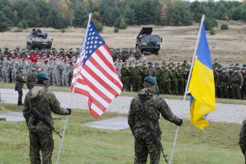 військова допомога США Україні