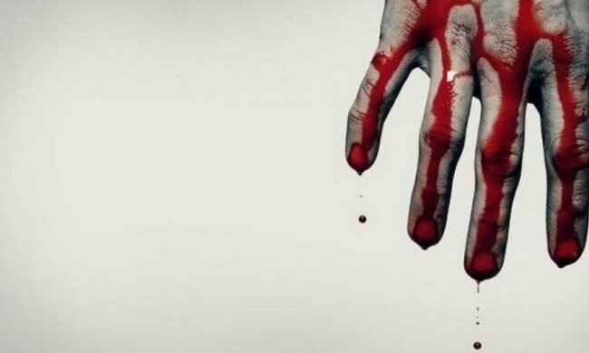 Ображений чоловік розчленував свою матір