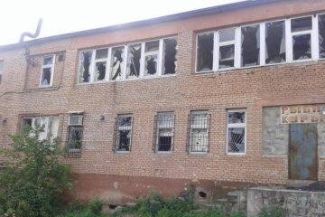 Бойовики рівняли житлові квартали Новолуганського із землею
