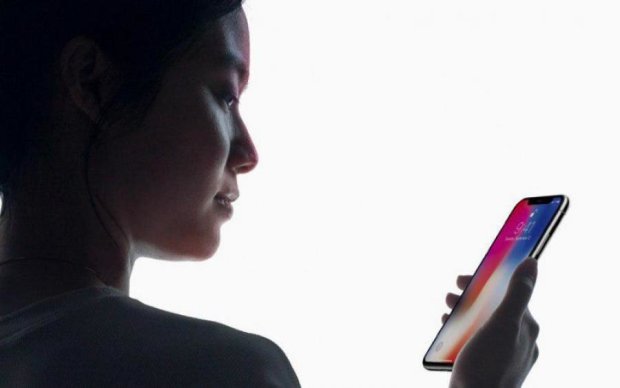 Исследователи рассказали, можно ли взломать iPhone X