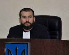 Михаил Юшков