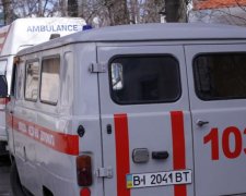 Кровь за лайки: школьница сняла жестокое избиение подруги на камеру