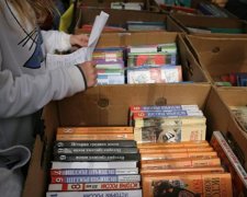 У Москві вилучили контрафактні підручники на 15 млн рублів