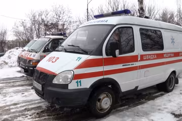 Скорая протаранила легковушку в Киеве: изуродованные трупы еле достали