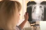 Дитина страждає від коронавірусу, кадр з репортажу Україна: YouTube