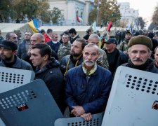 Нардеп сказав, куди потрібно йти мітингувальникам