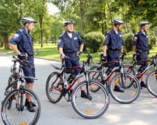 Херсонські міліціонери пересіли на велосипеди