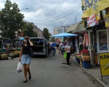 Городская улица, фото: Знай.ua