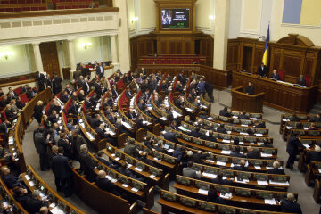 Нардепи з Дніпра похизувалися зарплатою за "трудодні" в Раді: тільки спокійно