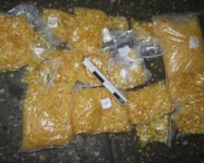 СБУ вилучила на Рівненщині партію бурштину вартістю 20 млн грн (фото, відео)