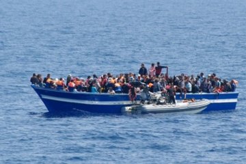 Греческие правоохранители задержали 50 украинцев за перевозку нелегалов