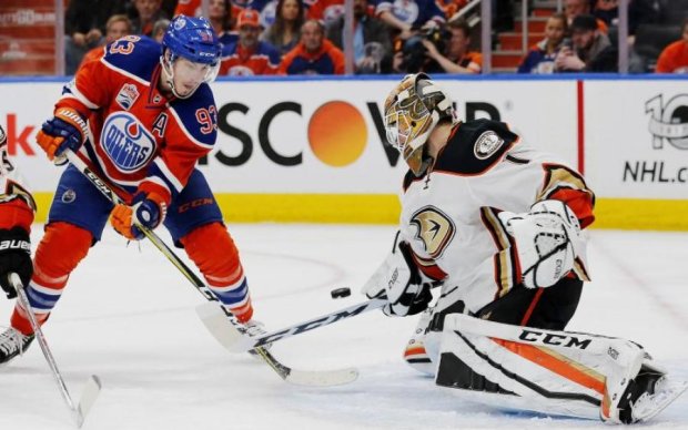 НХЛ: Едмонтон розгромив Анахайм, Нешвілл вийшов у фінал Конференції