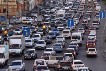 Ремонт дорог парализует киевский микрорайон