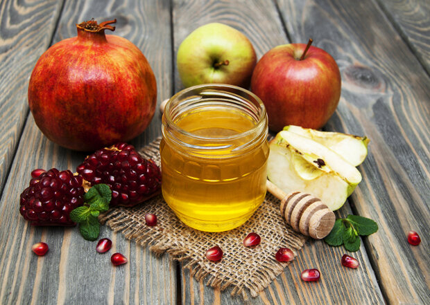 Чеснок, мед и яблочный уксус как сильнодействующие натуральные лекарства