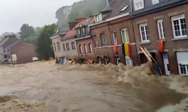 повінь у Німеччині, скріншот з відео