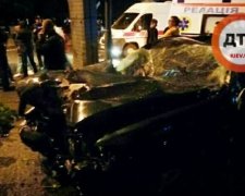 В Днепропетровске страшное ДТП забрало жизни 2 молодых девушек