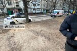 Харків'янка кинула на вулиці 2-річну дитину і підпалила свою квартиру, сусіди в жаху- "Нема управи!"