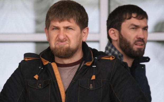 На Charlie Hebdo посыпались первые угрозы из-за Кадырова