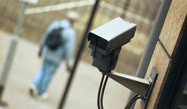 Киевлян будут контролировать уличные камеры