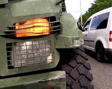 Росіяни вміло знівечили два новітніх броньовики: відео