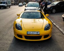 У Києві помітили шикарний Porsche Carrera, фото Instagram