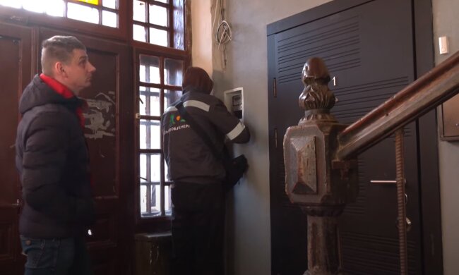 Отключение должников. Фото: скрин youtube