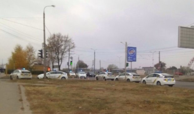 В Харькове копы задержали мужчину, который спал с автоматом
