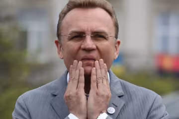 Садовой сделает пятницу выходным днем во Львове