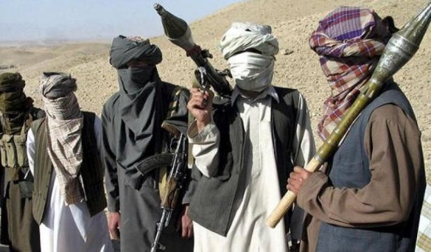 В результате атаки талибов на отель погибли 14 человек