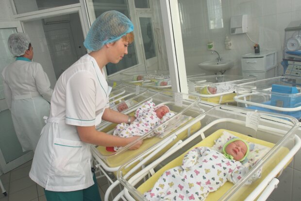11 міст і 10 послуг для новонародженого: в Україні запрацює державний електронний сервіс "еМалюк"