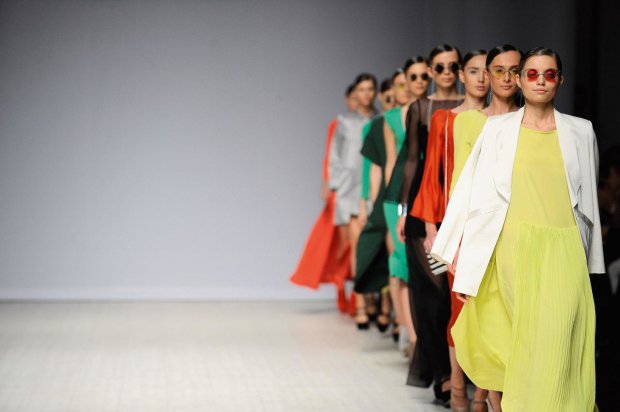 Ukrainian Fashion Week шокировала гостей: голые модели в гуцульских нарядах, осьминоги и кожаные платья
