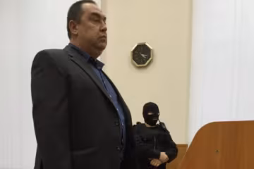 Адвокатам Савченко запретили рассказывать о допросе Плотницкого