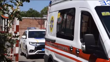 Поліція і швидка допомога / скріншот з відео