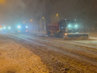 Одесса, снег, техника, фото: Знай.ua