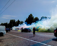 Софіївську площу в Києві оповило густим димом: що відбувається