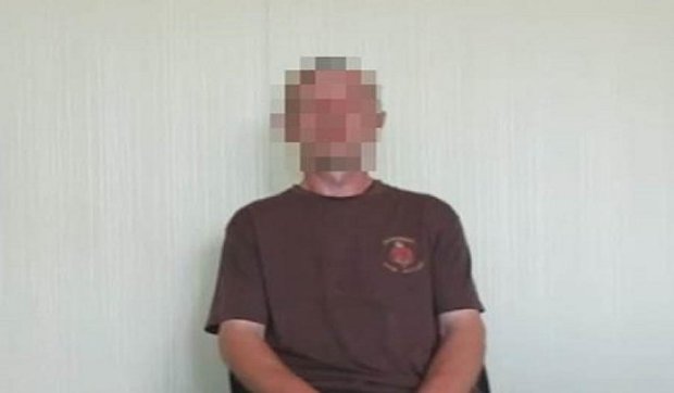 Паспорт РФ і наркотики: арсенал заарештованого на Луганщині найманця