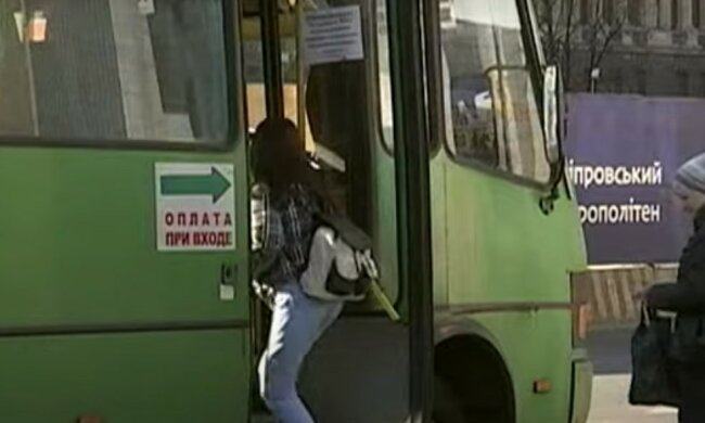 маршрутка Днепра, скриншот из видео