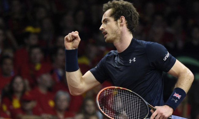 Відомий тенісист розбив цінну річ і шокував мільйони китайців: відео