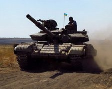 Маріупольські танкісти тренуються вдень і вночі (фото)