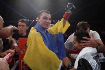 Команда Постола домовляється про бій з Пакьяо