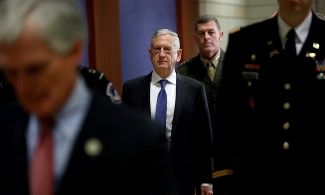 Отставка Меттиса в режиме "анти-Обама": эксперт объяснил кадровые драмы у Трампа