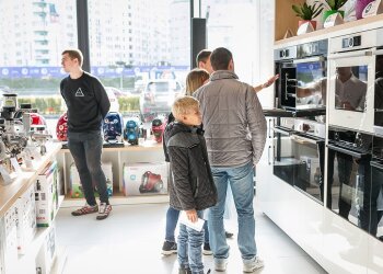 Магазин техники, фото со свободных источников