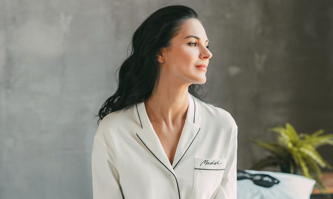 Ефросинина запихнула античность себе между ног: странное, но горячее фото