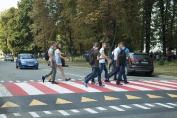 Киевские дорожники представили ноу-хау