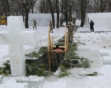 Військові відсвяткували Водохреще, фото ООС